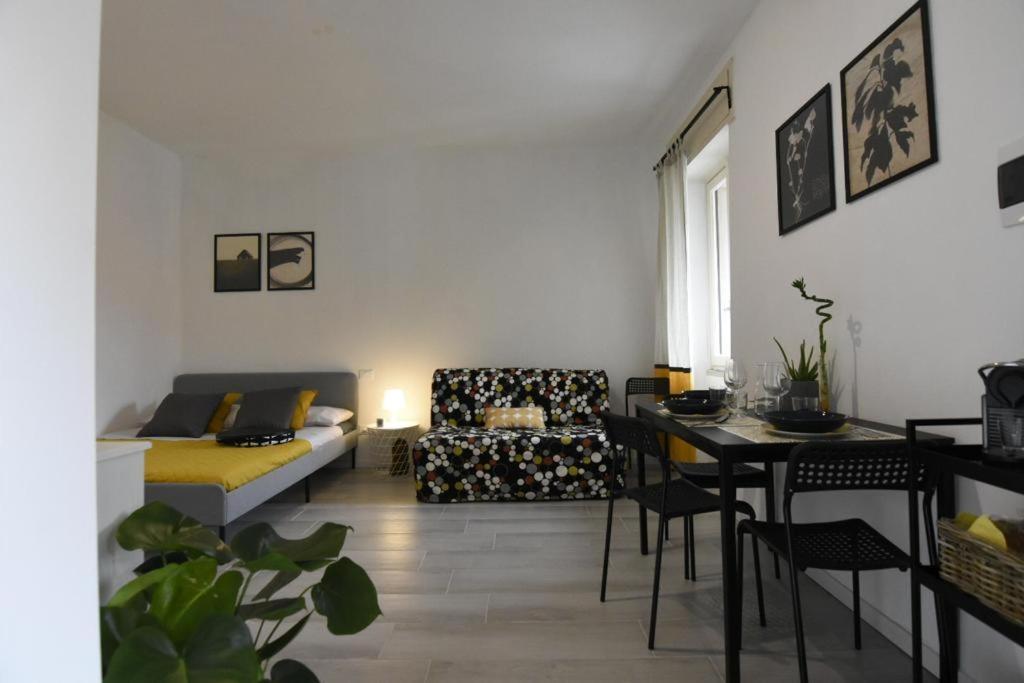 La Casa Di Oreno Vimercate Exteriör bild